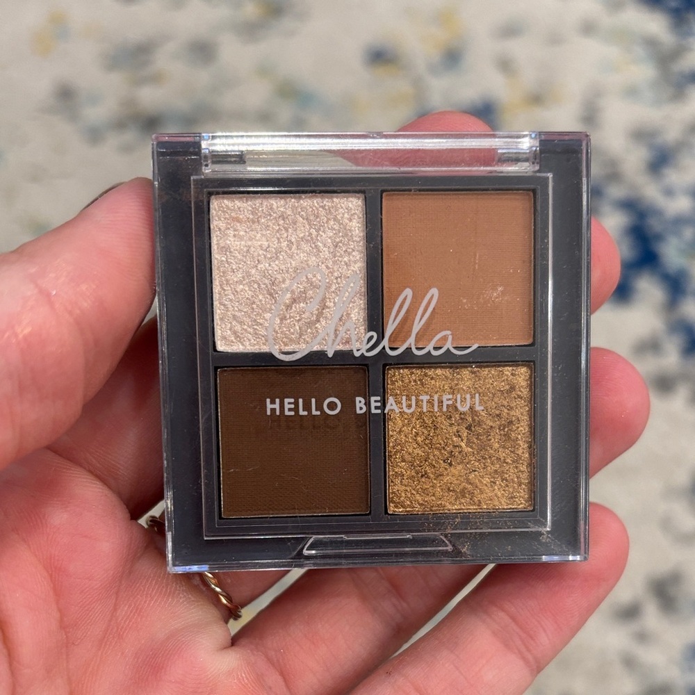 Chella Quad Eyeshadow Palette - Cream, Brown, Gold